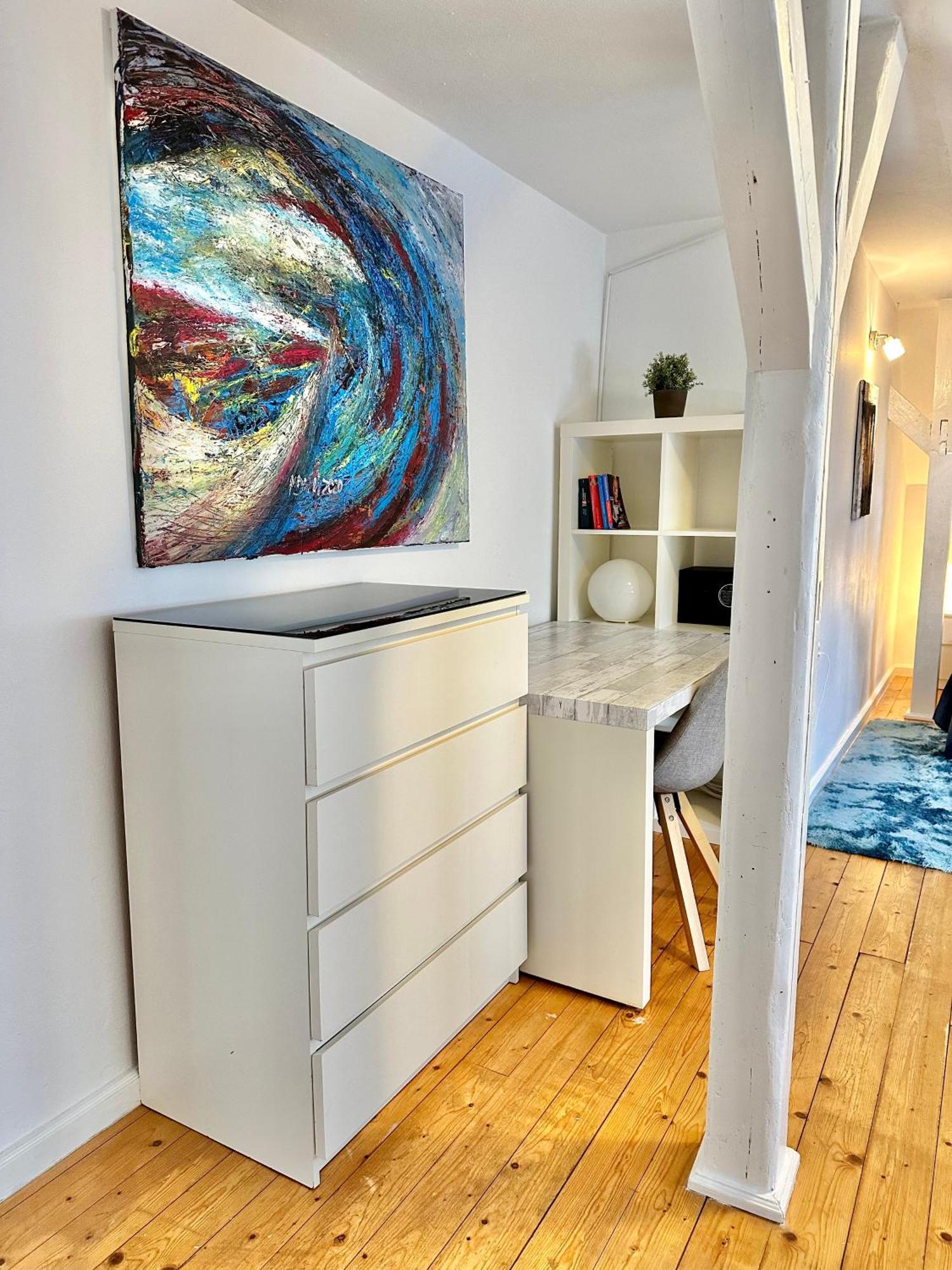 Schoenes City-Apartment Mit 2 Schlafzimmer, Parkplatz, Ruhig Und Hell, D46-Dg Oldenburg Dış mekan fotoğraf