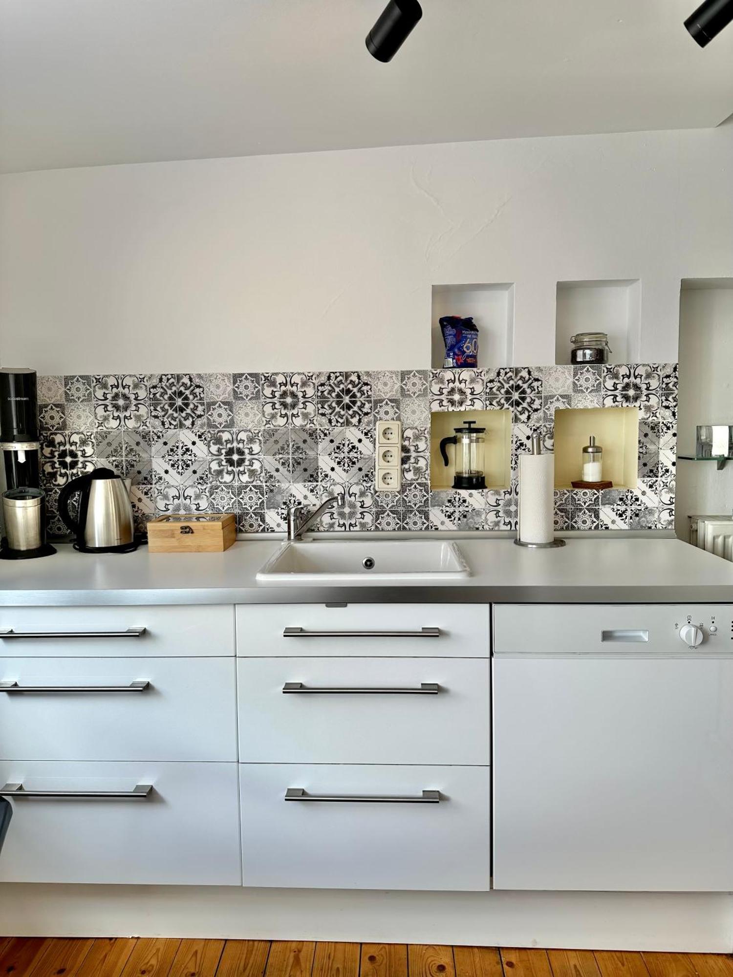 Schoenes City-Apartment Mit 2 Schlafzimmer, Parkplatz, Ruhig Und Hell, D46-Dg Oldenburg Dış mekan fotoğraf