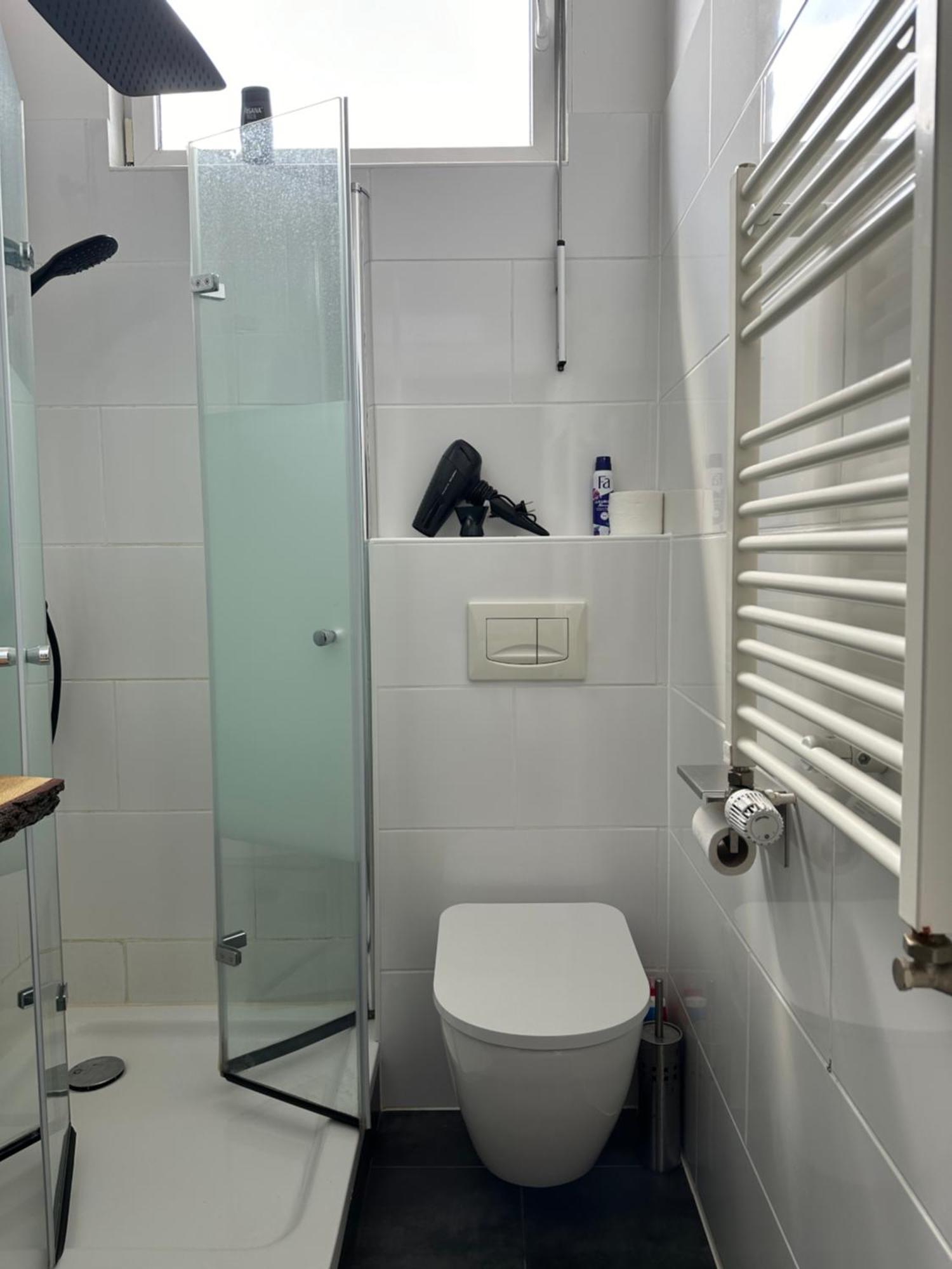 Schoenes City-Apartment Mit 2 Schlafzimmer, Parkplatz, Ruhig Und Hell, D46-Dg Oldenburg Dış mekan fotoğraf